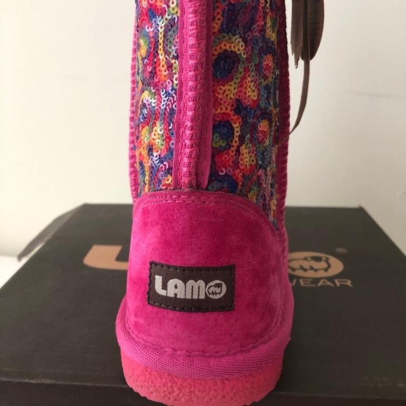 Winter Boots - Picture 2 of 5